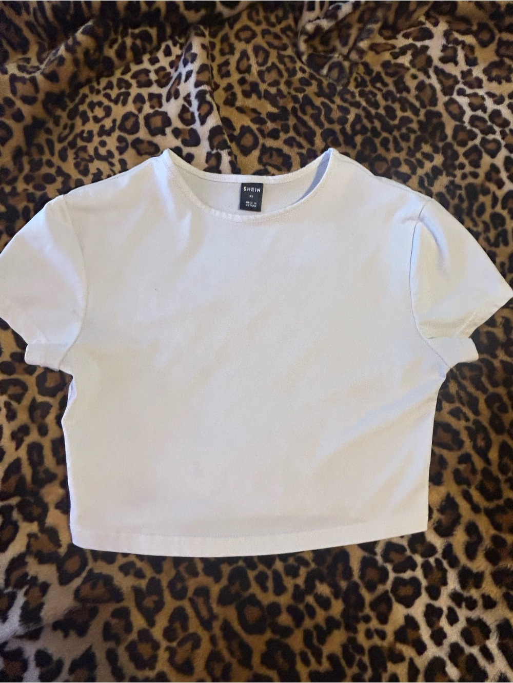 SHEIN White Short Sleeve Cropped Top